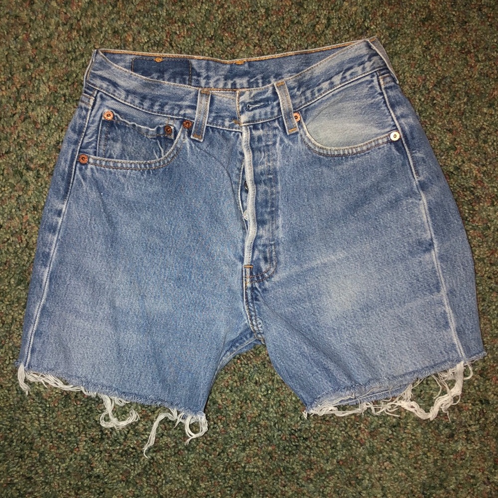 vintage 501 Levi’s cutoffs